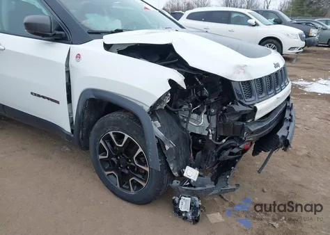 2021 Jeep Compass Trailhawk 4X4 из США, поврежденный, VIN 3C4NJDDB9MT579505